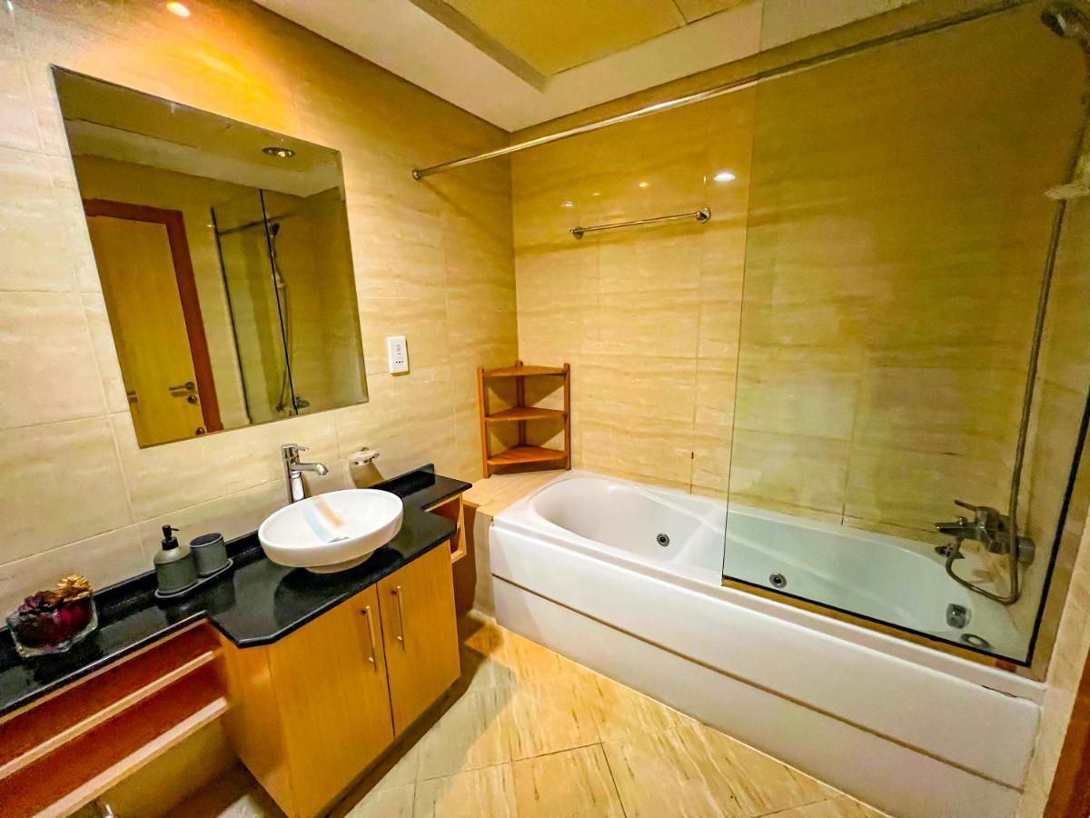 Exquisite, Luxe 1Bd Apartment, Unparalleled Sea Views, Prime Dubai Marina Location & Full Kitchen By "La Buena Vida Holiday Homes Экстерьер фото