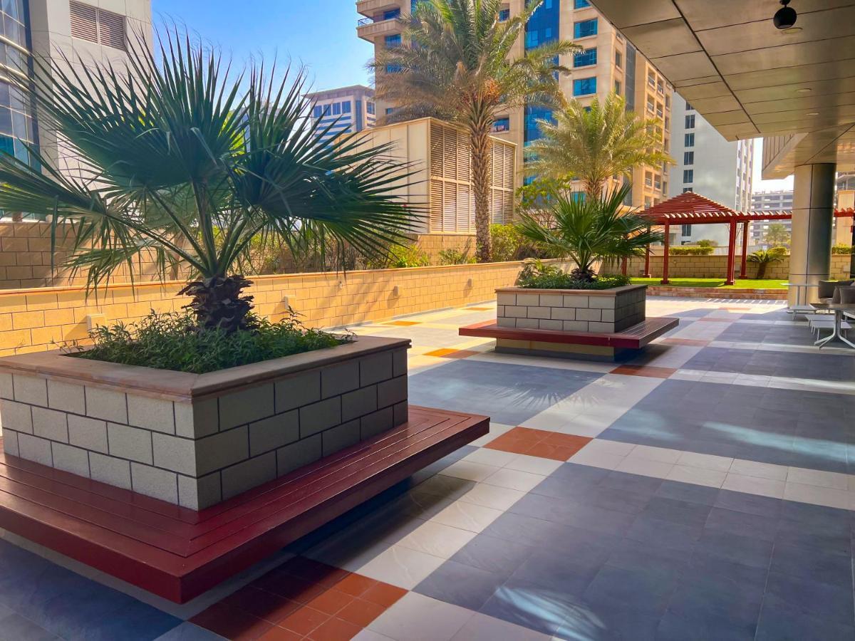 Exquisite, Luxe 1Bd Apartment, Unparalleled Sea Views, Prime Dubai Marina Location & Full Kitchen By "La Buena Vida Holiday Homes Экстерьер фото